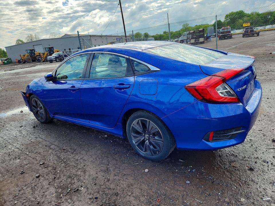 Продаж на аукціоні авто 2018 Honda Civic, vin: 2HGFC2F58JH594853, номер лоту: 52725626
