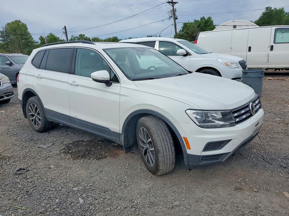 Продажа на аукционе авто 2019 Volkswagen Tiguan, vin: 3VV2B7AXXKM063762, номер лота: 53038356