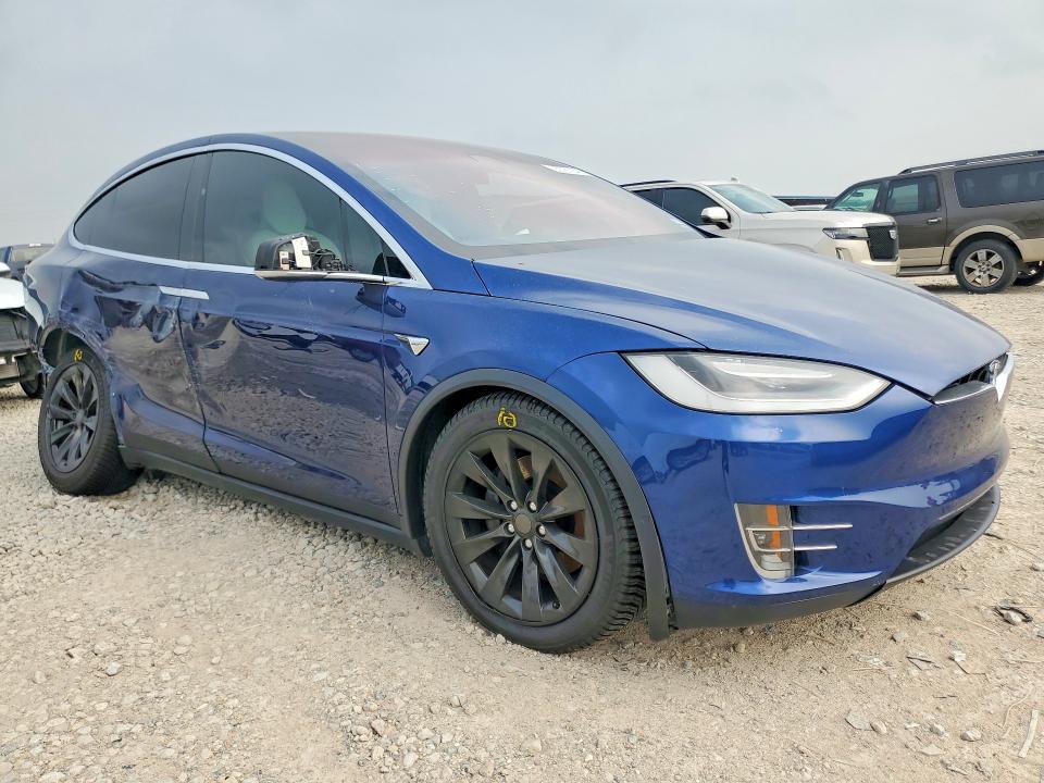 2017 Tesla Model X მანქანა იყიდება აუქციონზე, vin: 5YJXCBE23HF042560, აუქციონის ნომერი: 52731146
