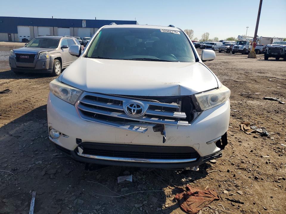 2011 Toyota Highlander მანქანა იყიდება აუქციონზე, vin: 5TDDK3EH2BS055013, აუქციონის ნომერი: 52562176