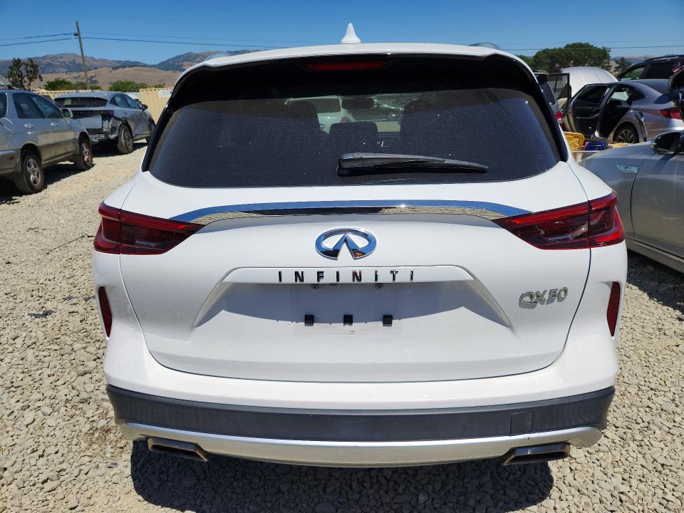 54680876 :رقم المزاد ، 3PCAJ5M17KF126202 vin ، 2019 Infiniti Qx50 مزاد بيع