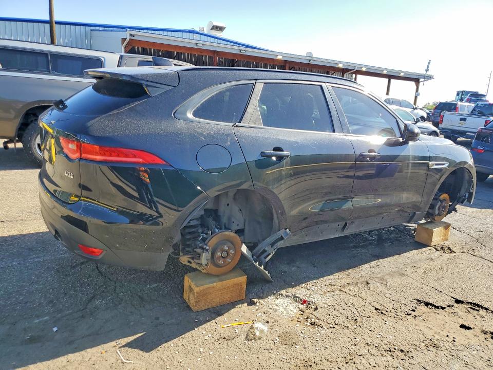 Продажа на аукционе авто 2018 Jaguar F-pace, vin: SADCJ2FX1JA268775, номер лота: 51918436