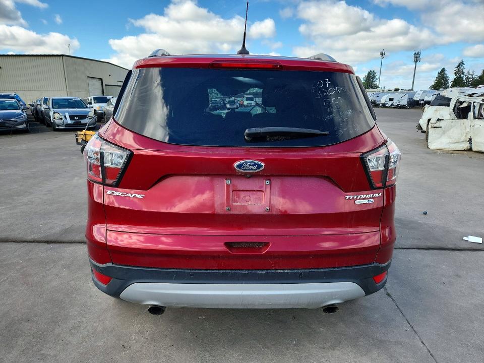 Продаж на аукціоні авто 2018 Ford Escape, vin: 1FMCU9J99JUD61767, номер лоту: 53259616