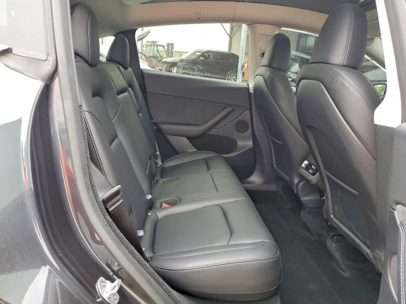 Продаж на аукціоні авто 2025 Tesla Model Y, vin: 7SAYGDEDXSF319382, номер лоту: 53071046