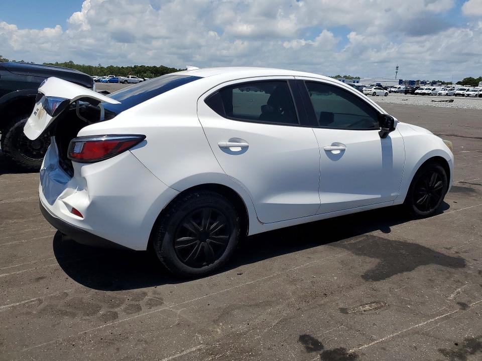 53781956 :رقم المزاد ، 3MYDLBYV2KY505441 vin ، 2019 Toyota Yaris مزاد بيع