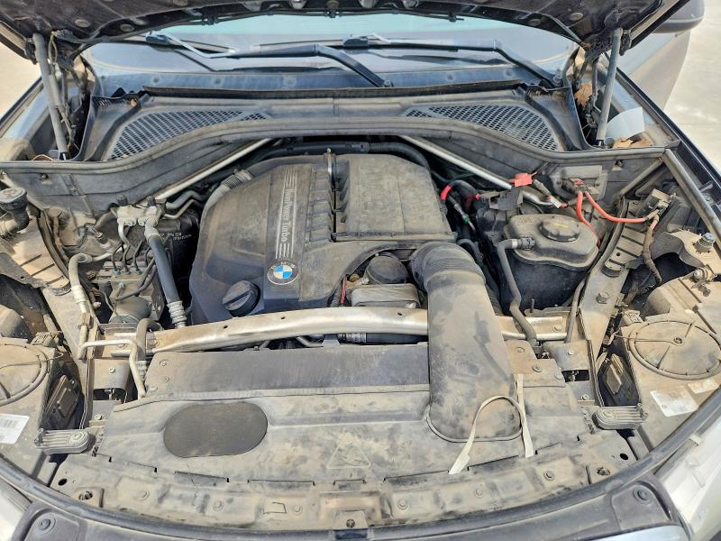 51020786 :رقم المزاد ، 5UXKR2C51F0H35761 vin ، 2015 Bmw X5 مزاد بيع