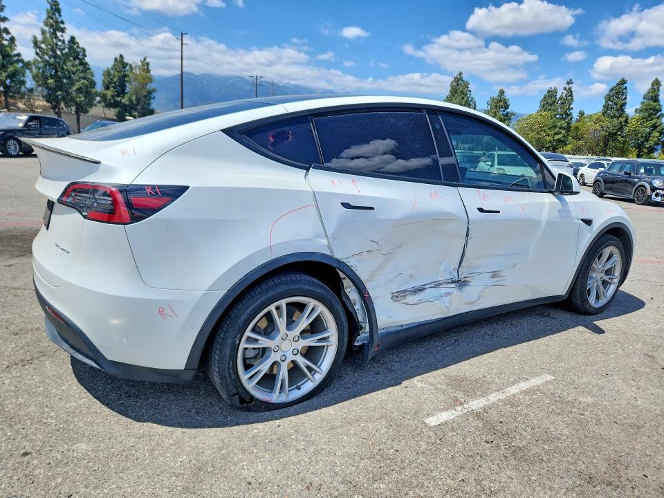 2021 Tesla Model Y მანქანა იყიდება აუქციონზე, vin: 5YJYGDEE7MF194334, აუქციონის ნომერი: 55174896