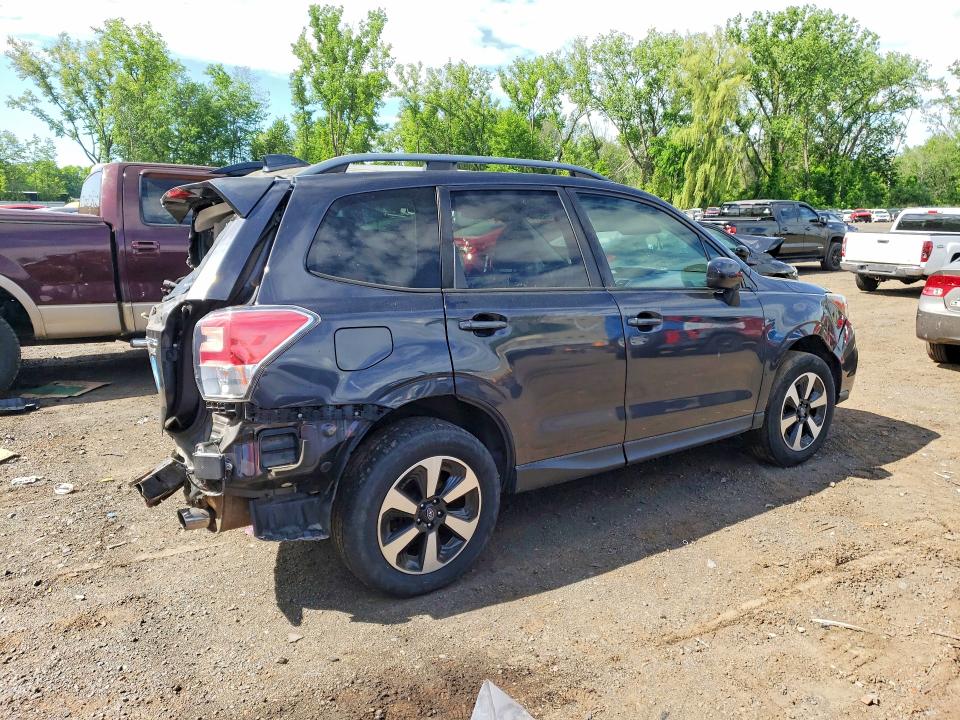 Продажа на аукционе авто 2017 Subaru Forester, vin: JF2SJAGC2HH562413, номер лота: 54940806