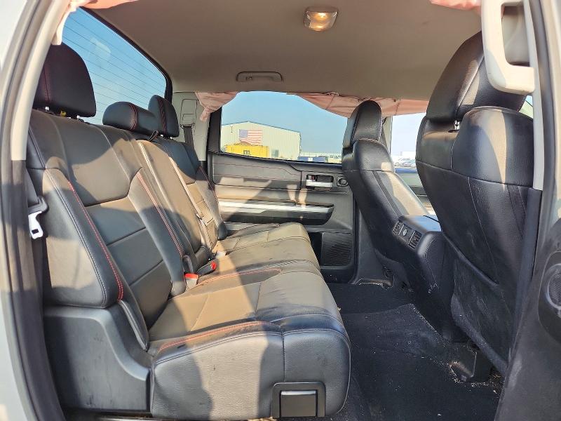Aukcja sprzedaży 2017 Toyota Tundra, vin: 5TFDW5F10HX667683, numer aukcji: 53817316