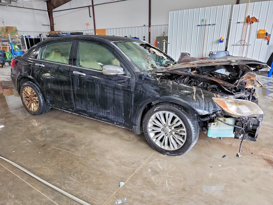 2011 Chrysler 200 მანქანა იყიდება აუქციონზე, vin: 1C3BC2FB6BN542928, აუქციონის ნომერი: 54475896