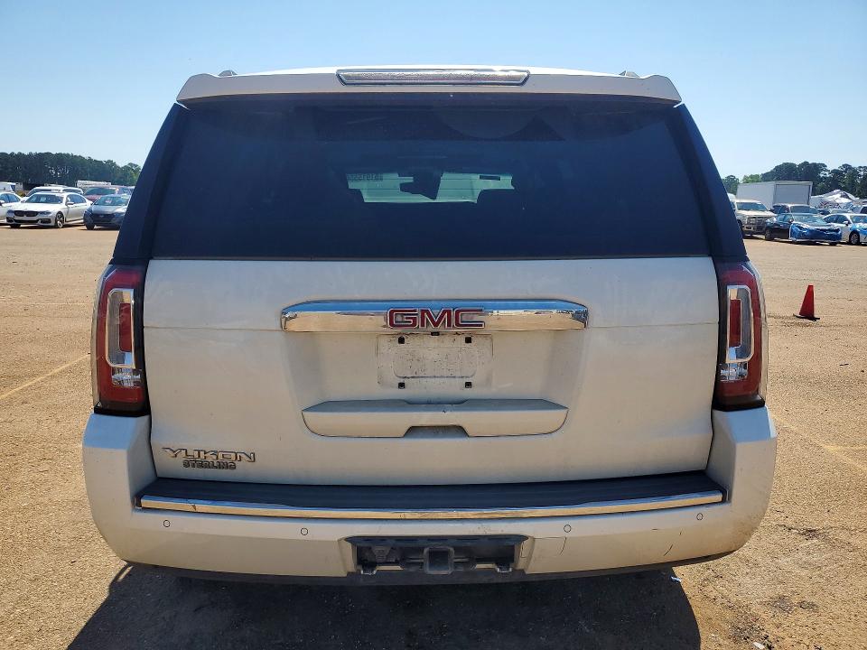 51915556 :رقم المزاد ، 1GKS1CKJ8FR515155 vin ، 2015 Gmc Yukon مزاد بيع