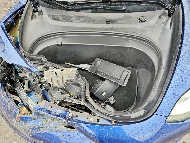 54577096 :رقم المزاد ، 5YJ3E1EA9JF110196 vin ، 2018 Tesla Model 3 مزاد بيع