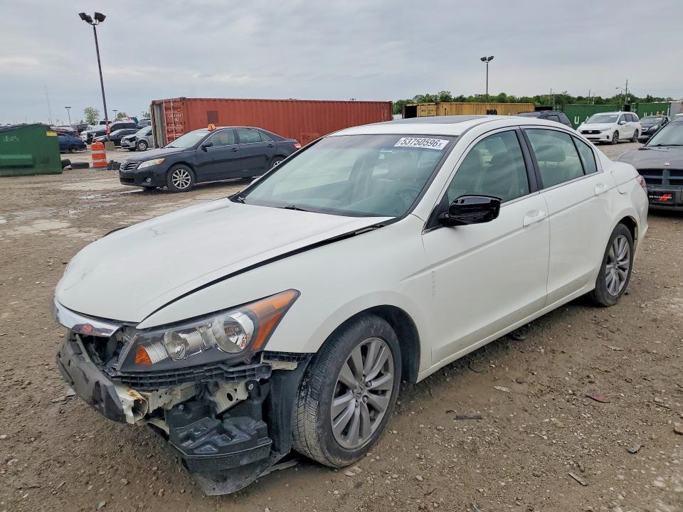 2011 Honda Accord მანქანა იყიდება აუქციონზე, vin: 1HGCP2F81BA133981, აუქციონის ნომერი: 53750596