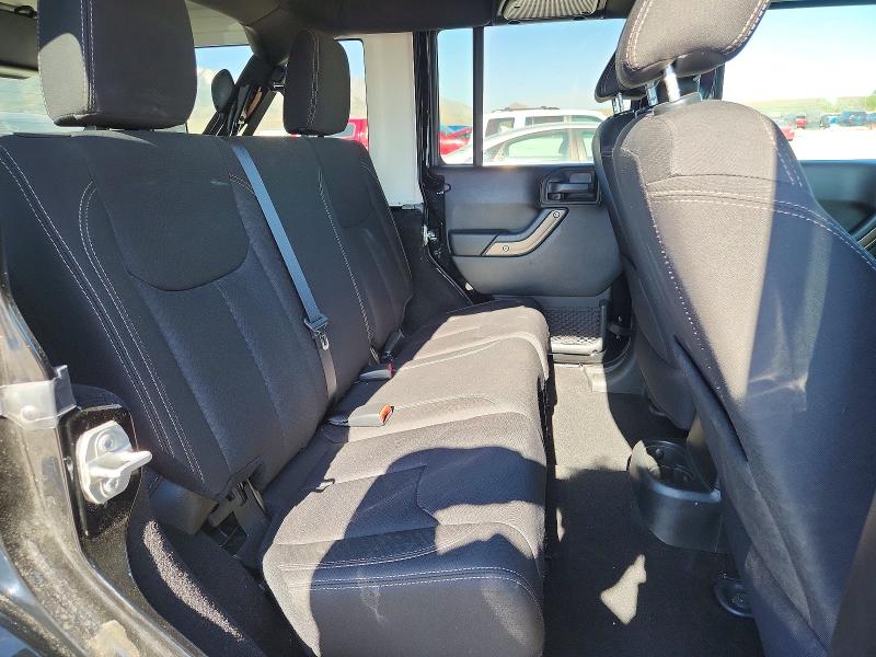 53910496 :رقم المزاد ، 1C4BJWDG2JL892476 vin ، 2018 Jeep Wrangler Unlimited مزاد بيع