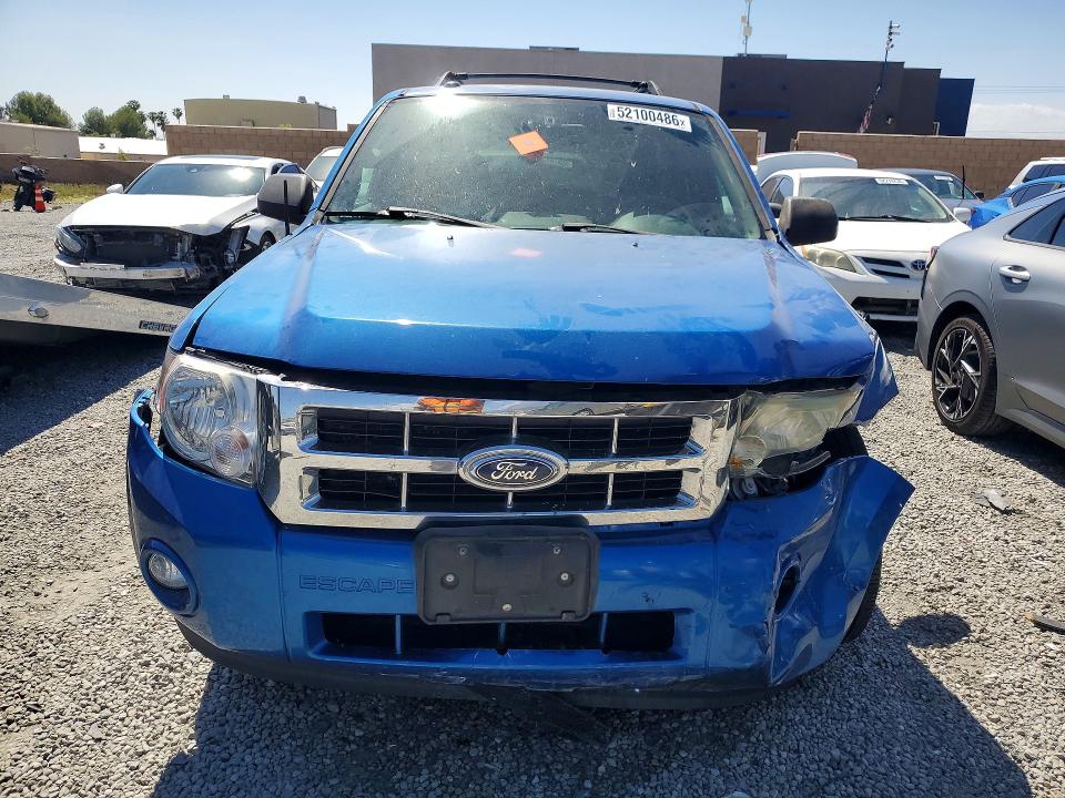 2011 Ford Escape მანქანა იყიდება აუქციონზე, vin: 1FMCU0D74BKB53184, აუქციონის ნომერი: 52100486