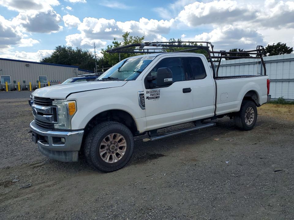 Auction sale of the 2017 Ford F250, vin: 1FT7X2B65HEC15539, lot number: 55340886