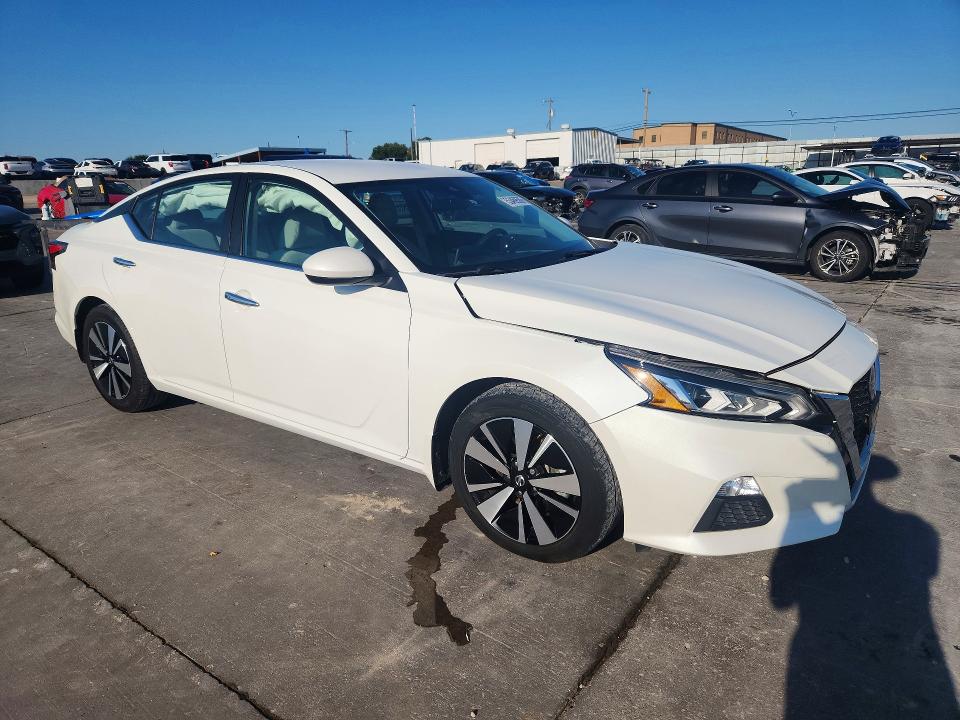 Auction sale of the 2022 Nissan Altima, vin: 1N4BL4DV9NN377584, lot number: 53469586