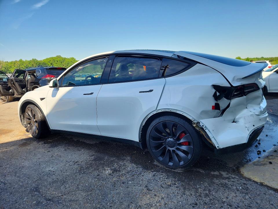 Продажа на аукционе авто 2022 Tesla Model Y, vin: 7SAYGDEF5NF554472, номер лота: 52525156
