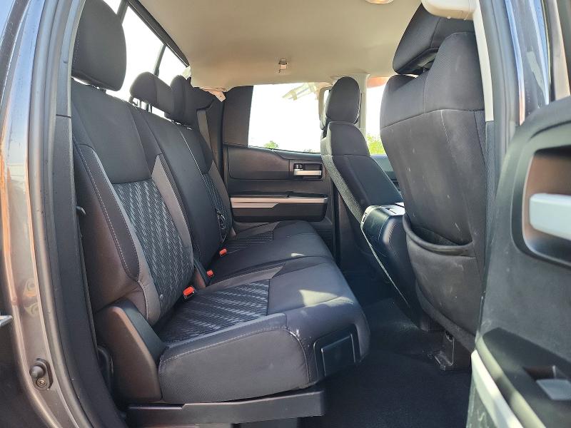 54805246 :رقم المزاد ، 5TFUY5F19KX851490 vin ، 2019 Toyota Tundra مزاد بيع