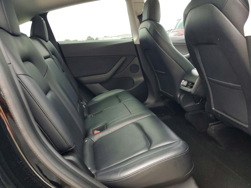 53315446 :رقم المزاد ، 5YJYGDEF8MF137665 vin ، 2021 Tesla Model Y مزاد بيع