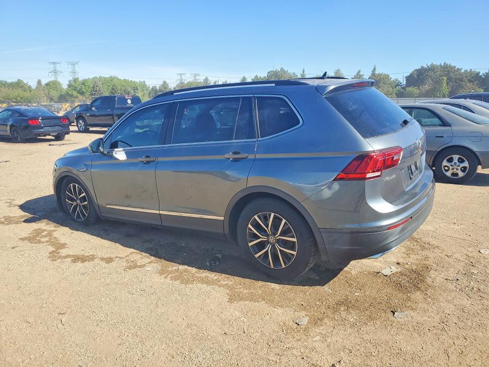 53418116 :رقم المزاد ، 3VV2B7AX2JM165183 vin ، 2018 Volkswagen Tiguan مزاد بيع