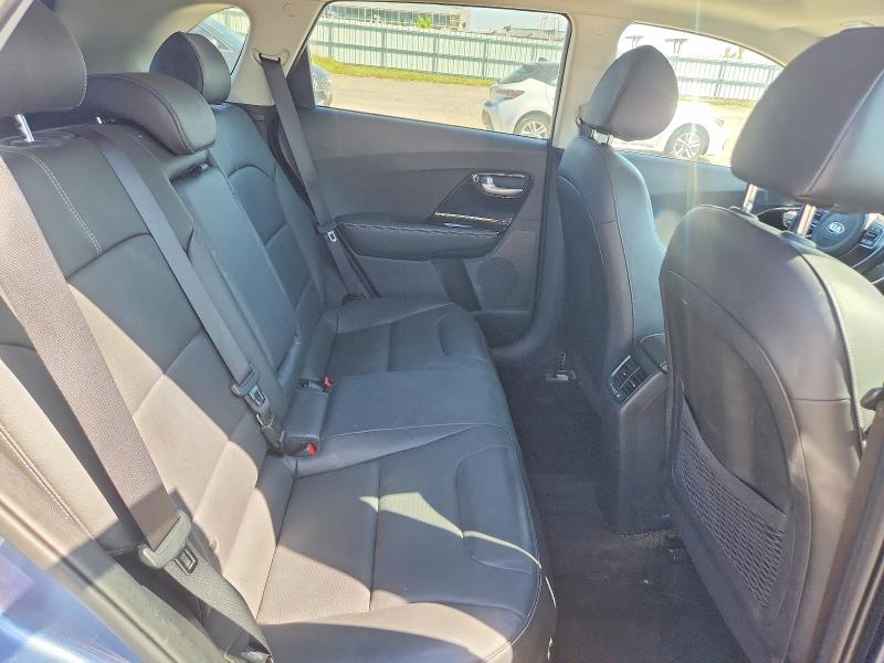 53126976 :رقم المزاد ، KNDCE3LC8L5364812 vin ، 2020 Kia Niro مزاد بيع