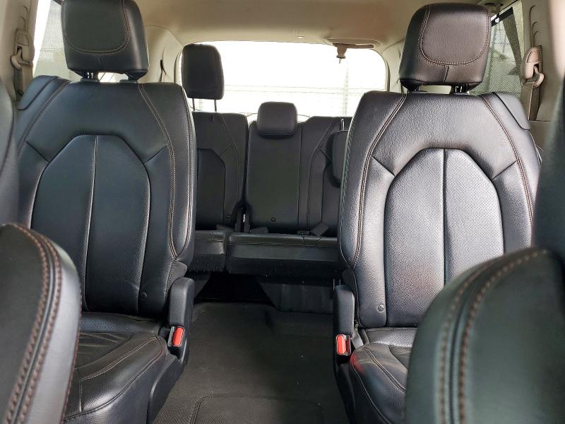 54890916 :رقم المزاد ، 2C4RC1BG1JR356155 vin ، 2018 Chrysler Pacifica مزاد بيع