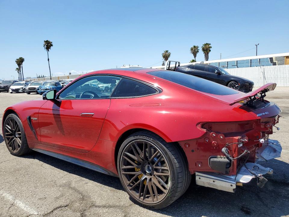 Продажа на аукционе авто 2024 Mercedes-benz Amg Gt, vin: W1KRJ8AB2RF003369, номер лота: 52778406