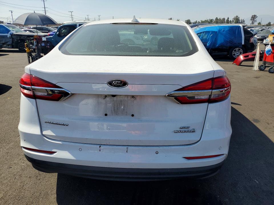 2019 Ford Fusion მანქანა იყიდება აუქციონზე, vin: 3FA6P0LU6KR261615, აუქციონის ნომერი: 52357476