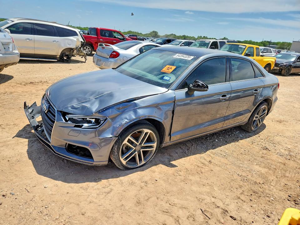 Продаж на аукціоні авто 2018 Audi A3, vin: WAUAUGFF1J1060889, номер лоту: 54394326