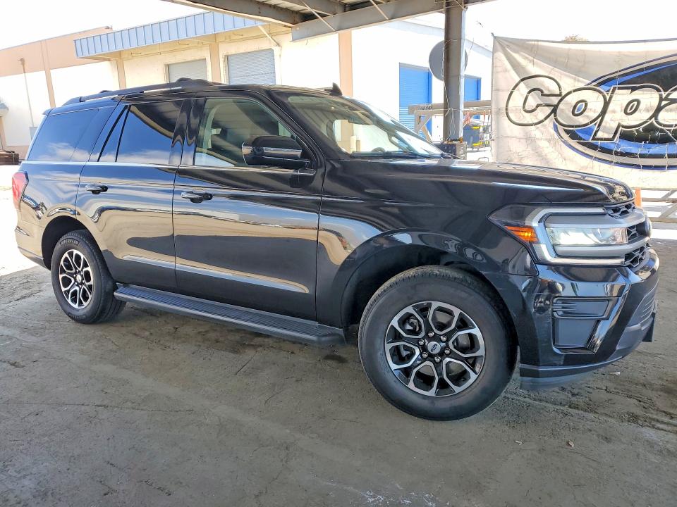 Продаж на аукціоні авто 2024 Ford Expedition, vin: 1FMJU1J82REA19745, номер лоту: 52745196