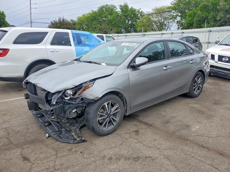 53778396 :رقم المزاد ، 3KPF24AD1NE454527 vin ، 2022 Kia Forte مزاد بيع