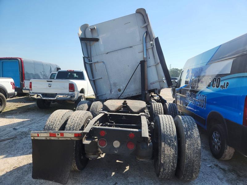 52692106 :رقم المزاد ، 1FUJA6CG02LJ12241 vin ، 2002 Freightliner Trailers مزاد بيع