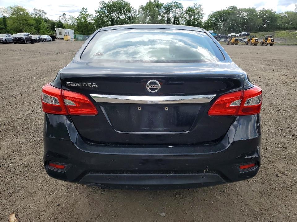 55437856 :رقم المزاد ، 3N1AB7AP8JY326433 vin ، 2018 Nissan Sentra مزاد بيع