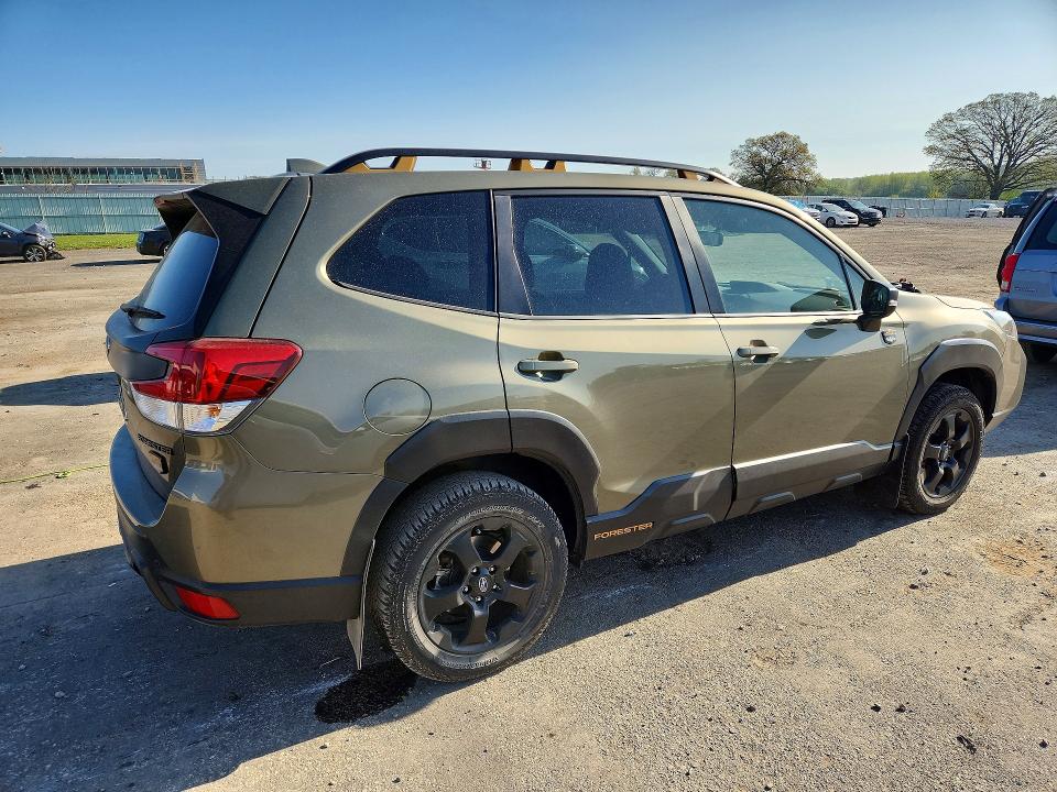 2022 Subaru Forester მანქანა იყიდება აუქციონზე, vin: JF2SKAMC9NH521421, აუქციონის ნომერი: 52624446