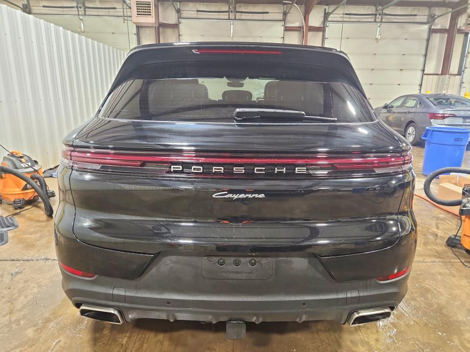 Продажа на аукционе авто 2024 Porsche Cayenne, vin: WP1AA2AY5RDA13848, номер лота: 52577356