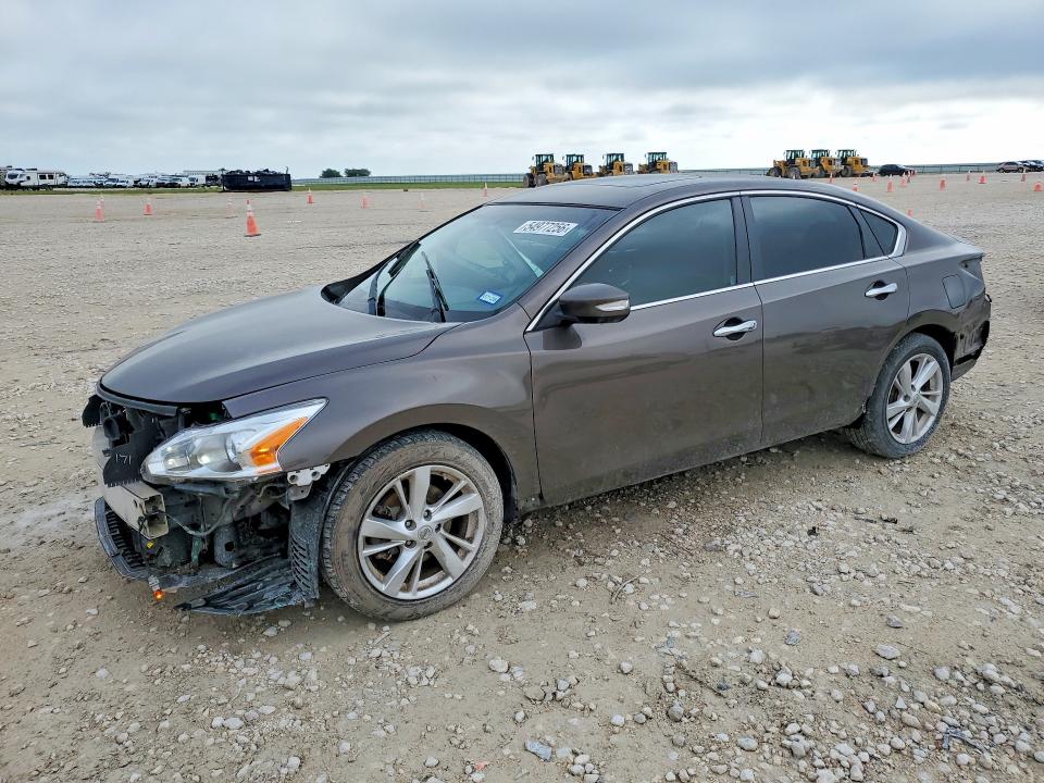 54977256 :رقم المزاد ، 1N4AL3AP0FC151118 vin ، 2015 Nissan Altima مزاد بيع