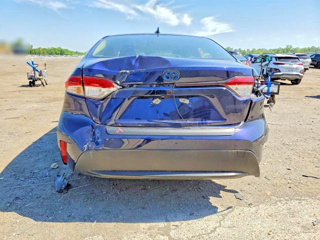 53994706 :رقم المزاد ، JTDEAMDE5NJ056176 vin ، 2022 Toyota Corolla مزاد بيع