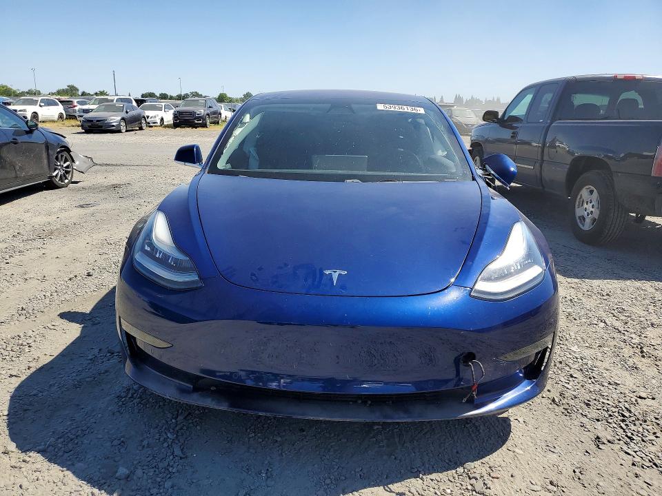 2018 Tesla Model 3 მანქანა იყიდება აუქციონზე, vin: 5YJ3E1EB5JF083989, აუქციონის ნომერი: 53936136