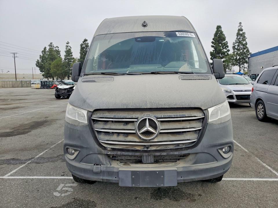 2019 Mercedes-benz Sprinter მანქანა იყიდება აუქციონზე, vin: WD4PF1CD4KP180035, აუქციონის ნომერი: 53059916