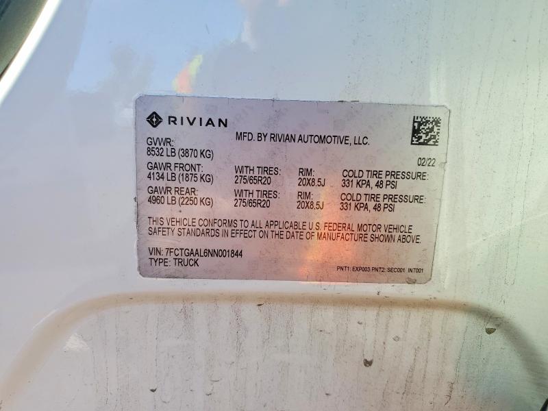 Auction sale of the 2022 Rivian R1t, vin: 7FCTGAAL6NN001844, lot number: 53639466