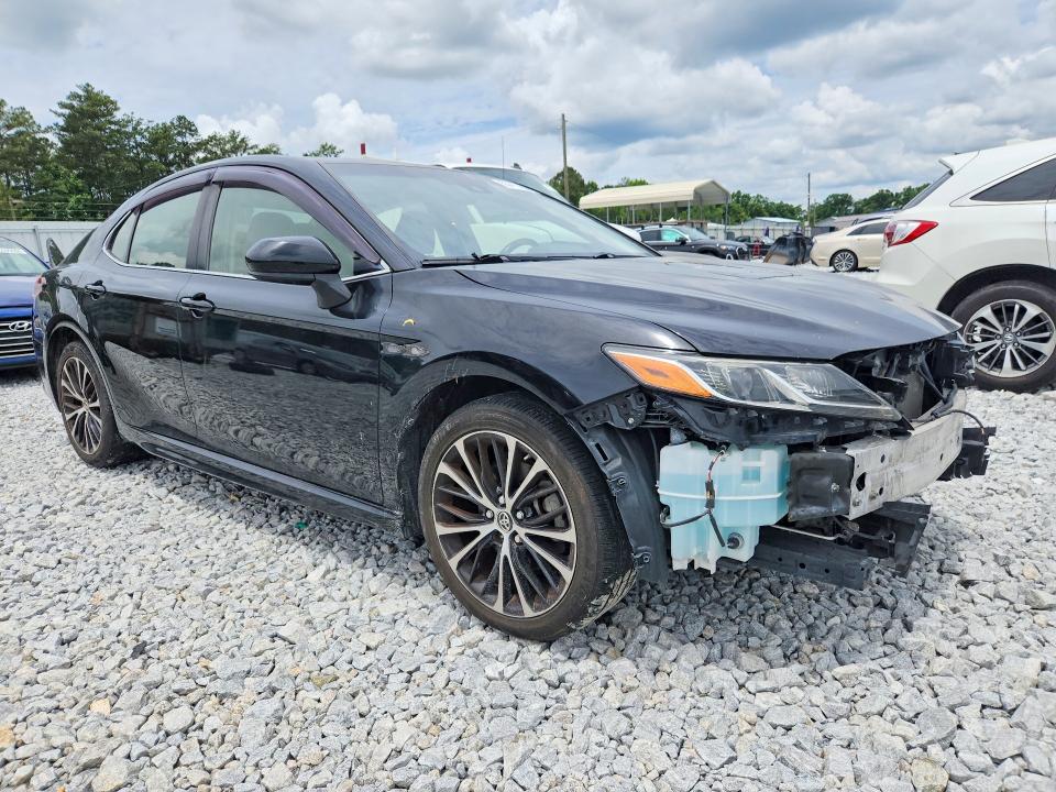 Aukcja sprzedaży 2018 Toyota Camry, vin: JTNB11HKXJ3021239, numer aukcji: 55411496