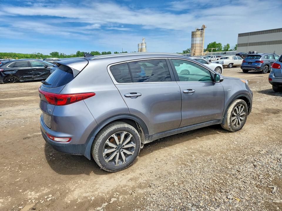 2017 Kia Sportage მანქანა იყიდება აუქციონზე, vin: KNDPNCAC8H7071055, აუქციონის ნომერი: 52444016