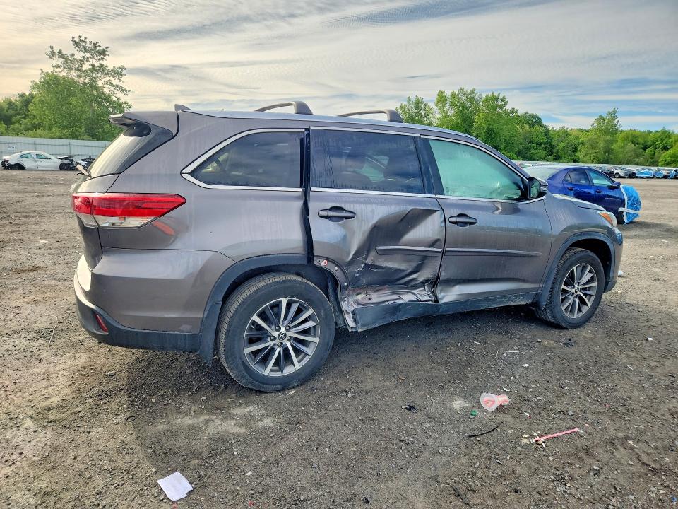 2019 Toyota Highlander მანქანა იყიდება აუქციონზე, vin: 5TDJZRFHXKS597394, აუქციონის ნომერი: 54829976