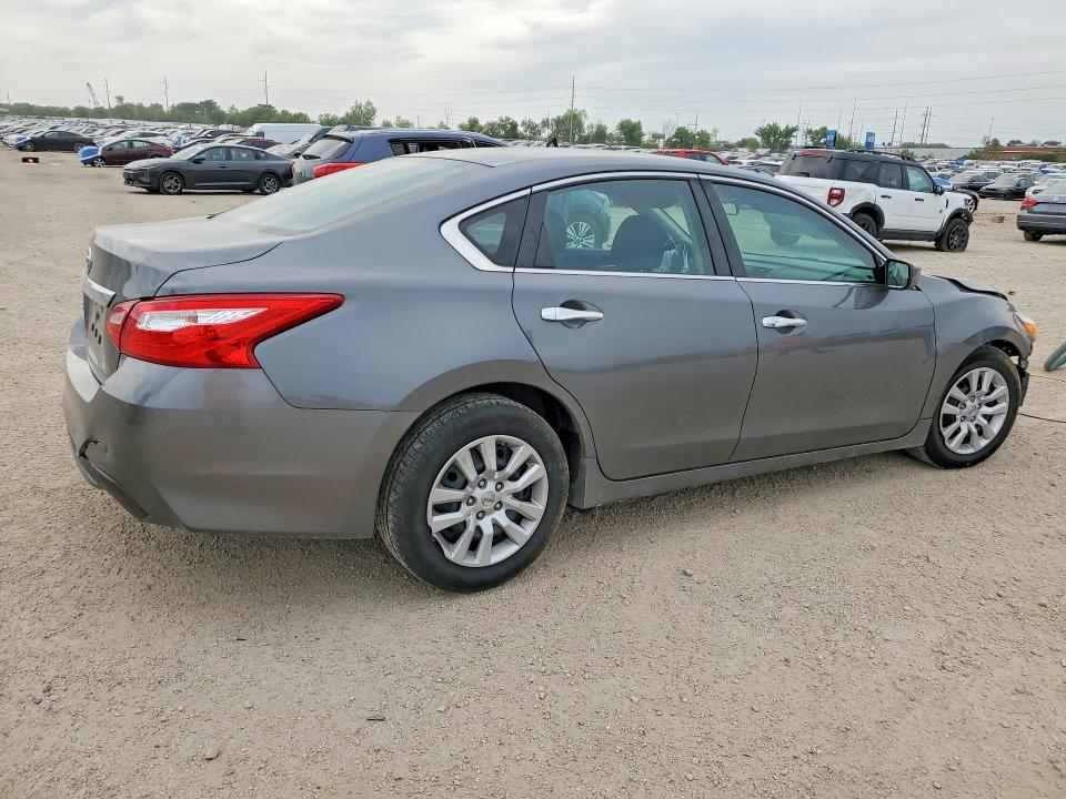 55137986 :رقم المزاد ، 1N4AL3AP7HN332689 vin ، 2017 Nissan Altima مزاد بيع