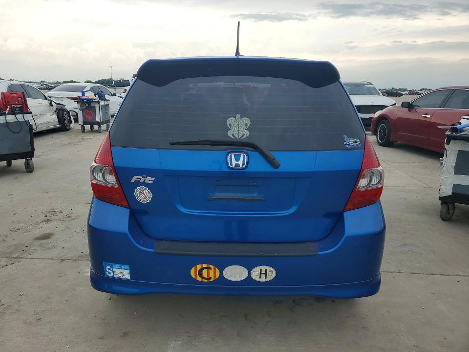 Продажа на аукционе авто 2007 Honda Fit, vin: JHMGD38627S029249, номер лота: 54303616