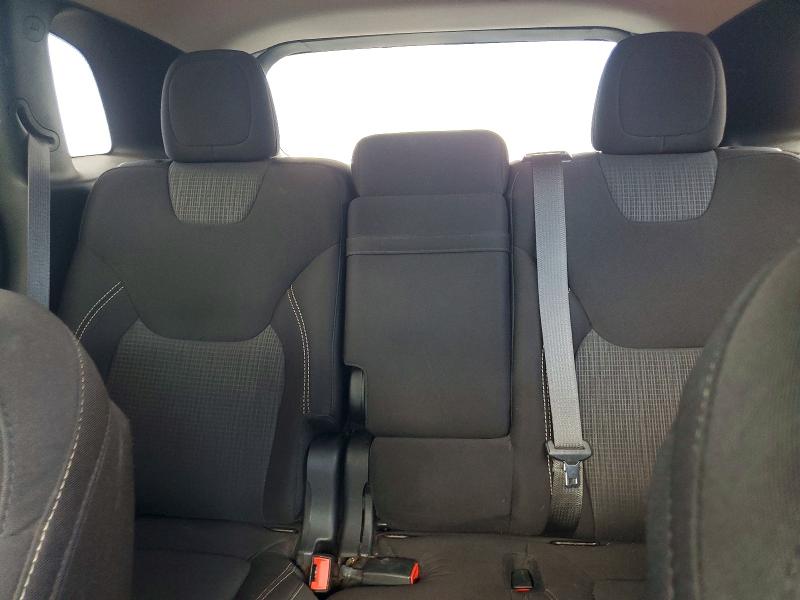 53925086 :رقم المزاد ، 1C4PJMCS0FW571526 vin ، 2015 Jeep Cherokee مزاد بيع