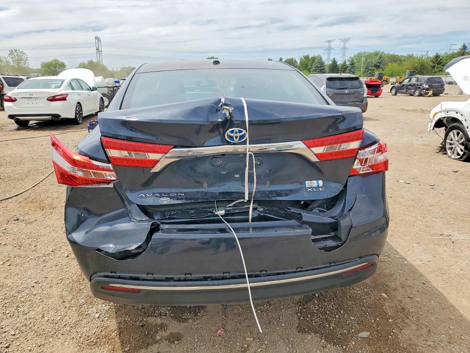 54692676 :رقم المزاد ، 4T1BD1EBXFU045313 vin ، 2015 Toyota Avalon Hybrid مزاد بيع