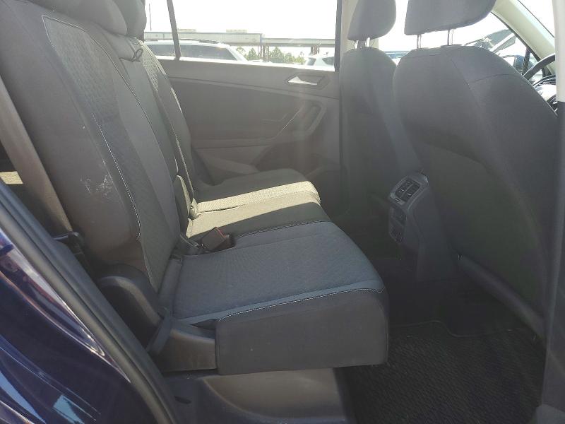 Продажа на аукционе авто 2021 Volkswagen Tiguan, vin: 3VV1B7AX3MM056893, номер лота: 54836106