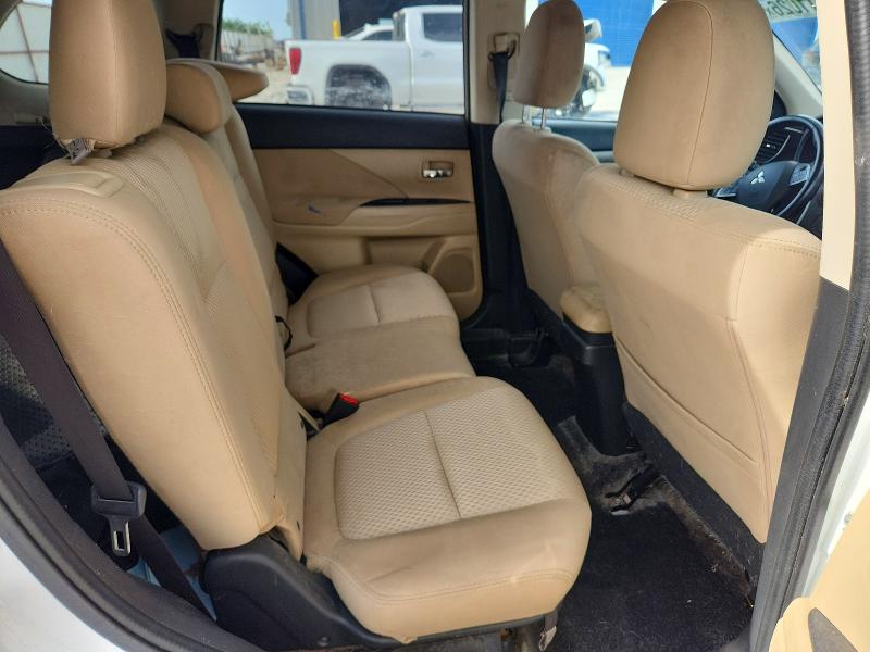 2016 Mitsubishi Outlander მანქანა იყიდება აუქციონზე, vin: JA4AD3A32GZ061840, აუქციონის ნომერი: 55711026